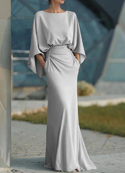 Elegant Backless Pleated Long Dress for Women